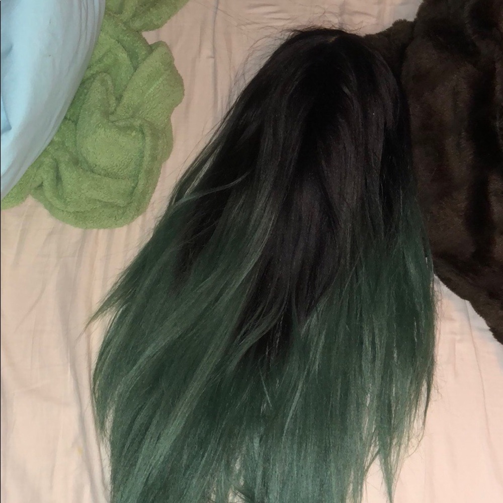 Kylie Jenner wig
